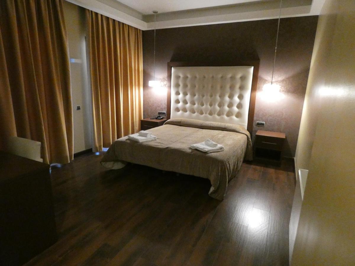 Hotel Fuente Del Miro